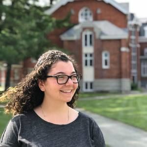 Meet your Posher, Sarah